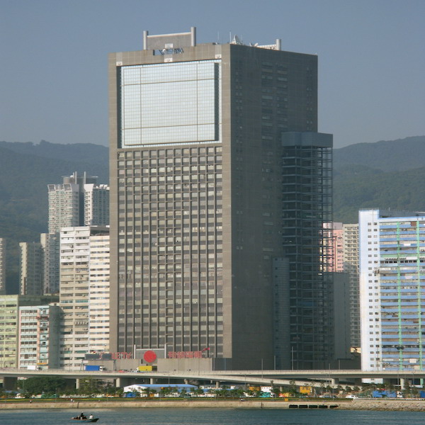 香港 HKG1 数据中心内部设备区域